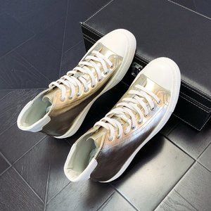 High top board shoes man